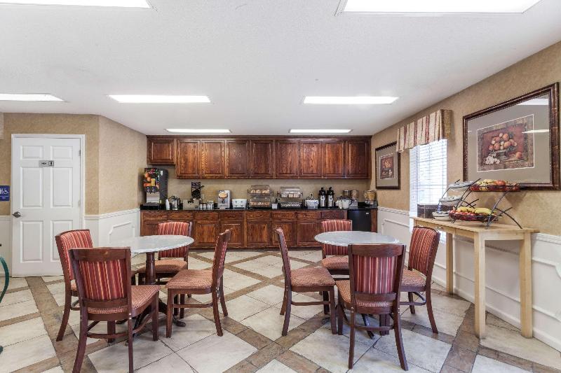 Baymont by Wyndham Hickory image