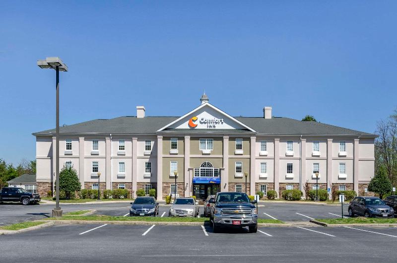Comfort Inn Martinsville image