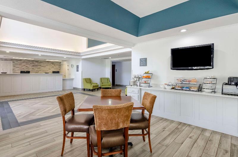 Comfort Inn Martinsville image