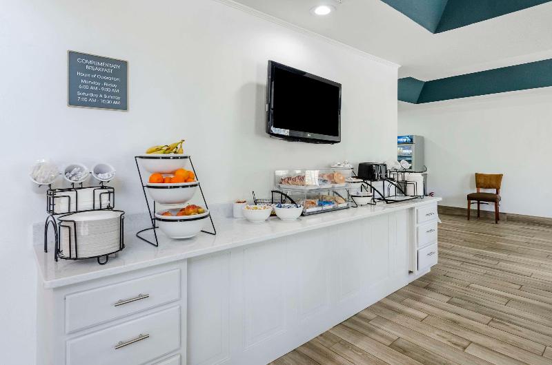 Comfort Inn Martinsville image