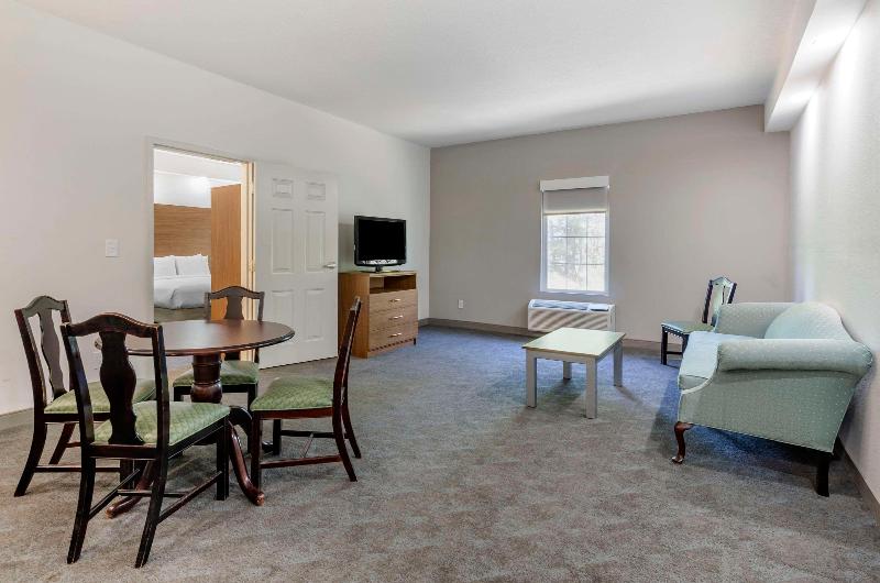 Comfort Inn Martinsville image 3