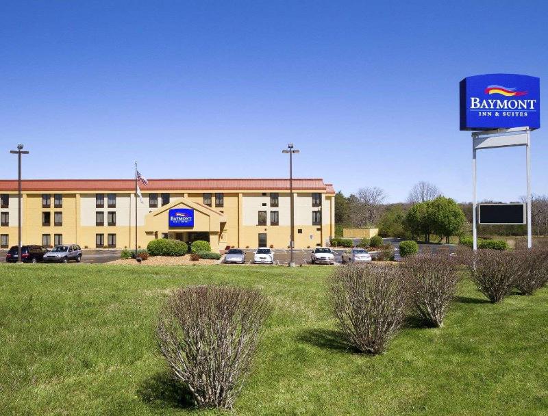 Baymont By Wyndham Crossville image