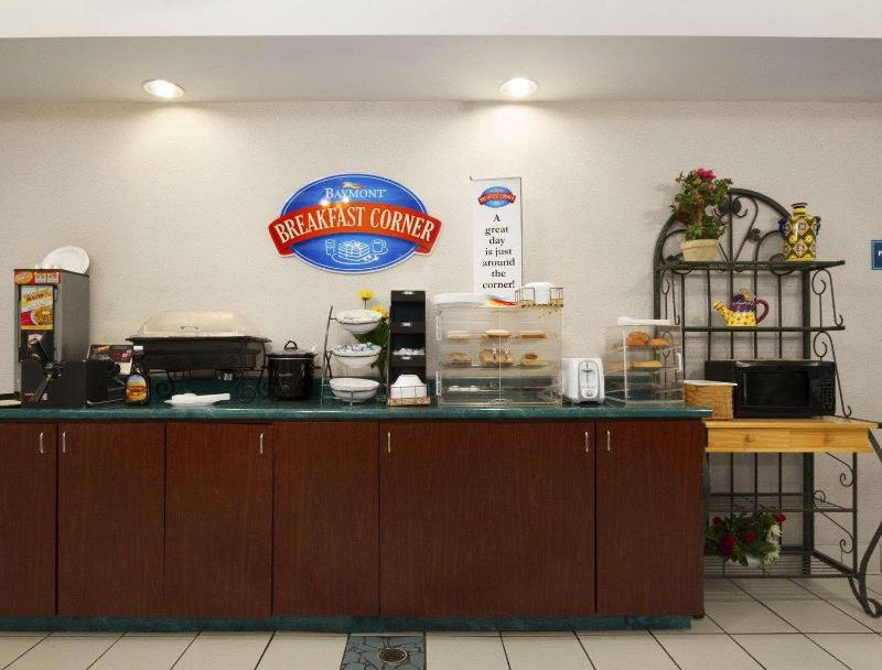 Baymont By Wyndham Crossville image