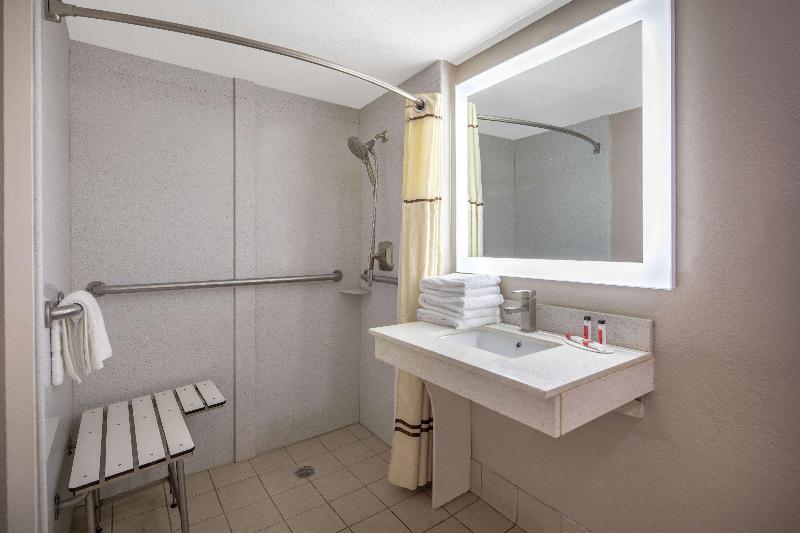 DOUBLE Accessible