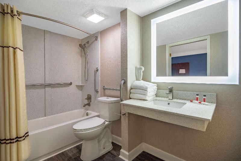 Baymont Inn and Suites MariettaAtlanta North