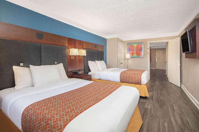 Baymont Inn and Suites MariettaAtlanta North image