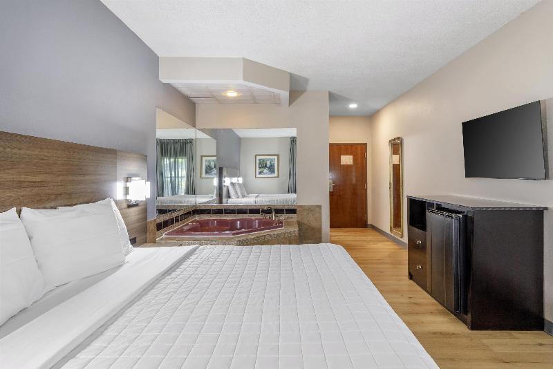 SureStay Hotel by Best Western Morganton image