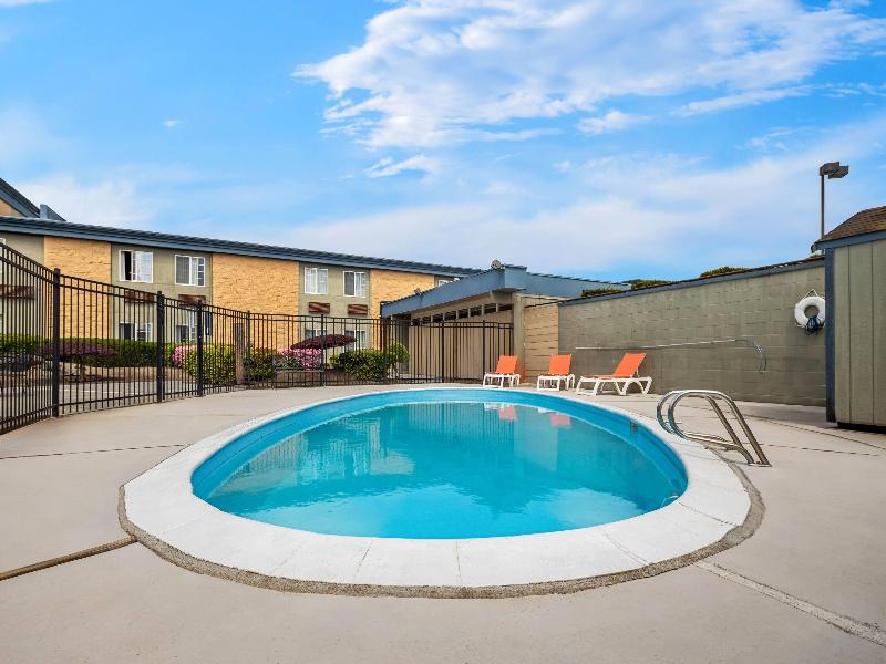 Days Inn By Wyndham Mt. Vernon