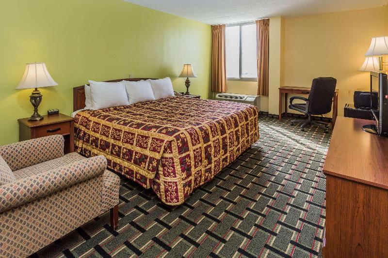 Days Hotel & Conference Center By Wyndham Danville photo 15