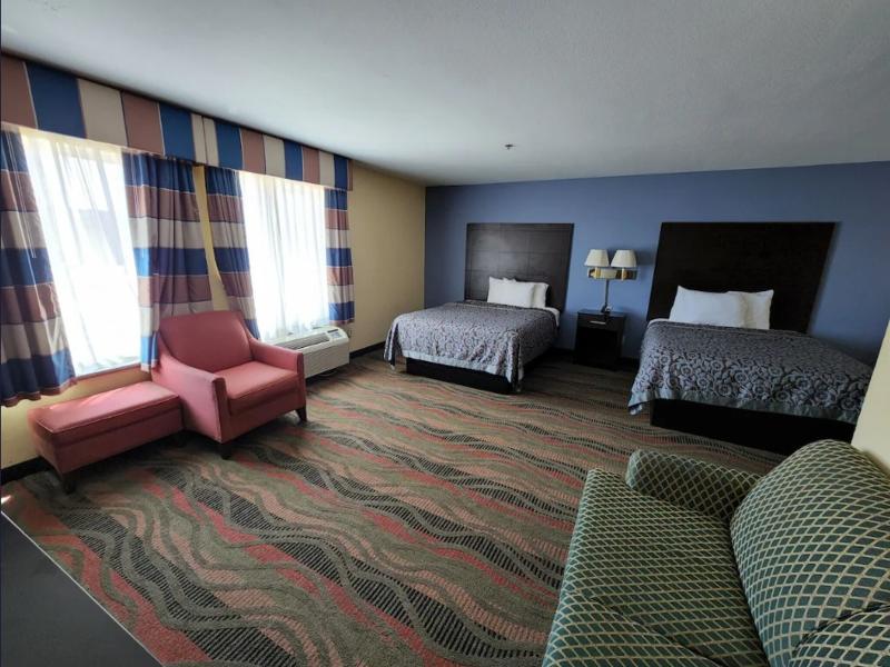 Days Inn By Wyndham Springfield image