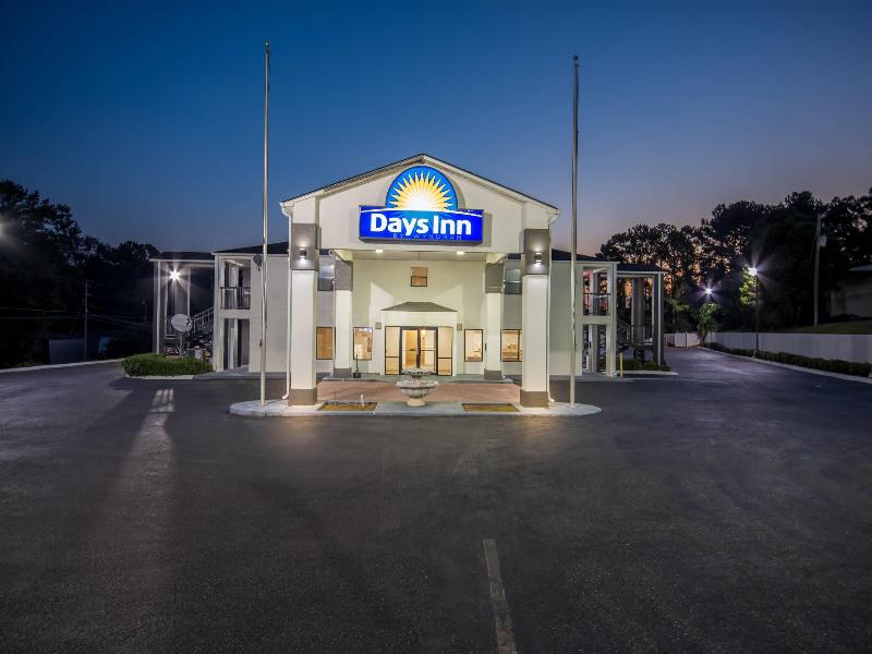Days Inn By Wyndham Enterprise image