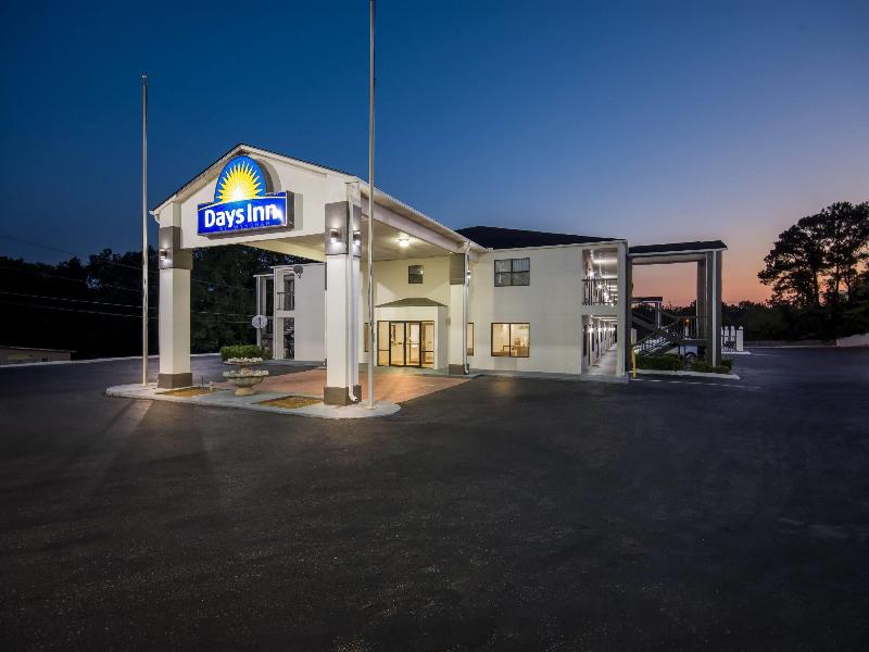Days Inn By Wyndham Enterprise image