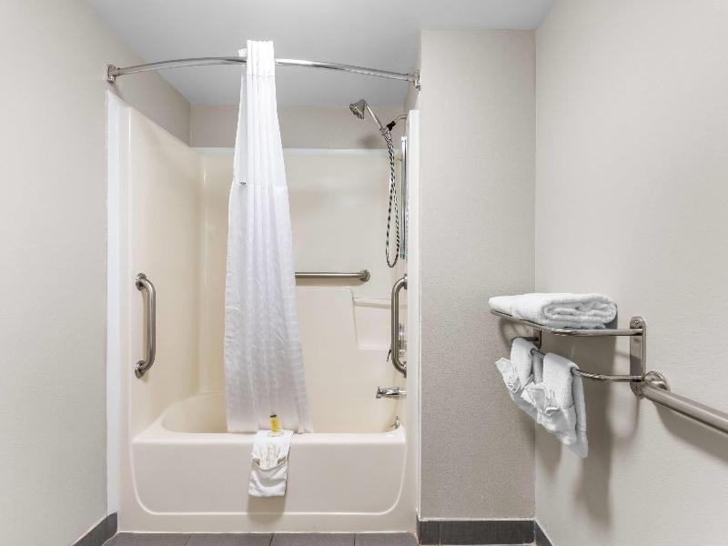 Days Inn By Wyndham Enterprise image