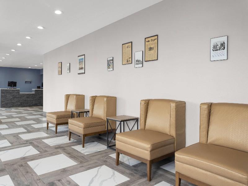 Days Inn by Wyndham Rawlins image