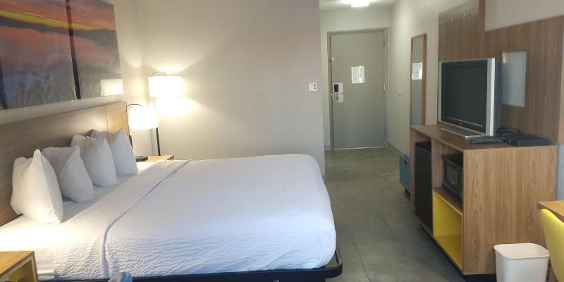 Days Inn by Wyndham Rawlins image