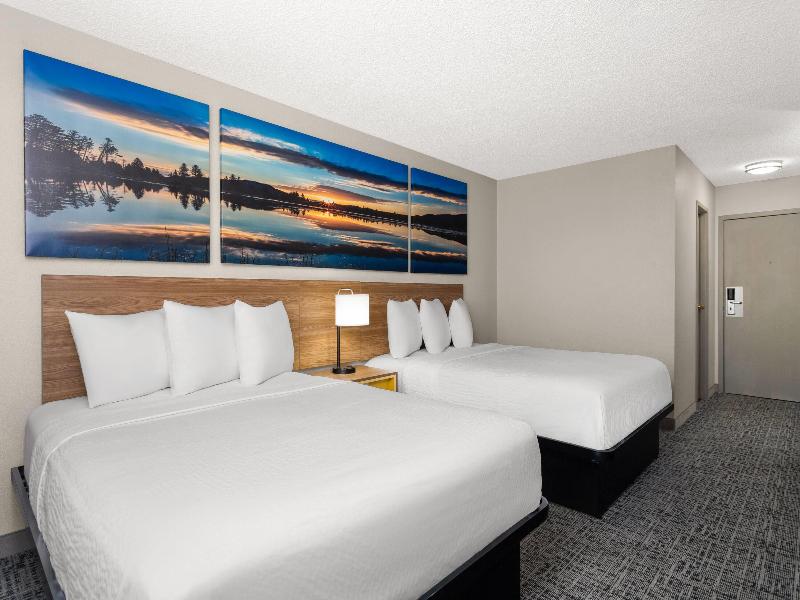 Days Inn by Wyndham Rawlins image