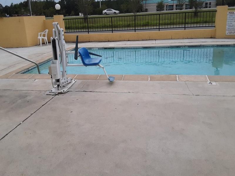 Days Inn by Wyndham Moss Point Pascagoula image