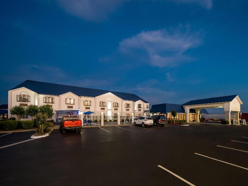 Days Inn By Wyndham Troy — general view