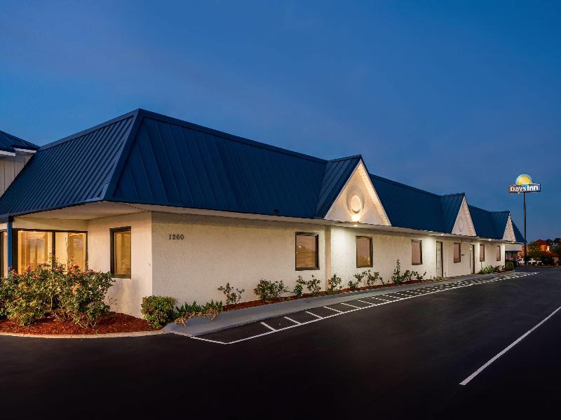 Days Inn By Wyndham Troy — general view