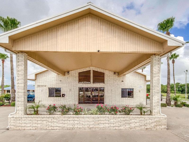 Econo Lodge Falfurrias Hwy 281 image