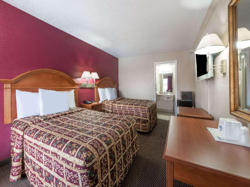 Days Inn San An Splashtown/ATT image