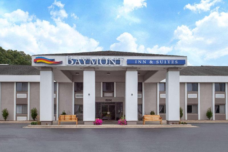 Baymont By Wyndham Grand Haven image