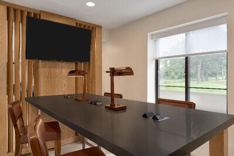 Holiday Inn Express Plattsburgh image