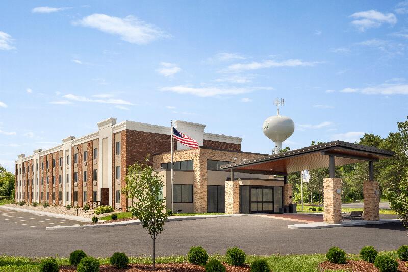 Holiday Inn Express Plattsburgh image