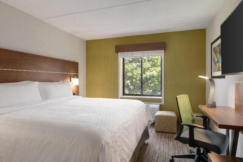 Holiday Inn Express Plattsburgh image
