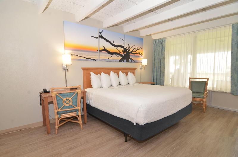 Days Inn & Suites by Wyndham Jekyll Island image