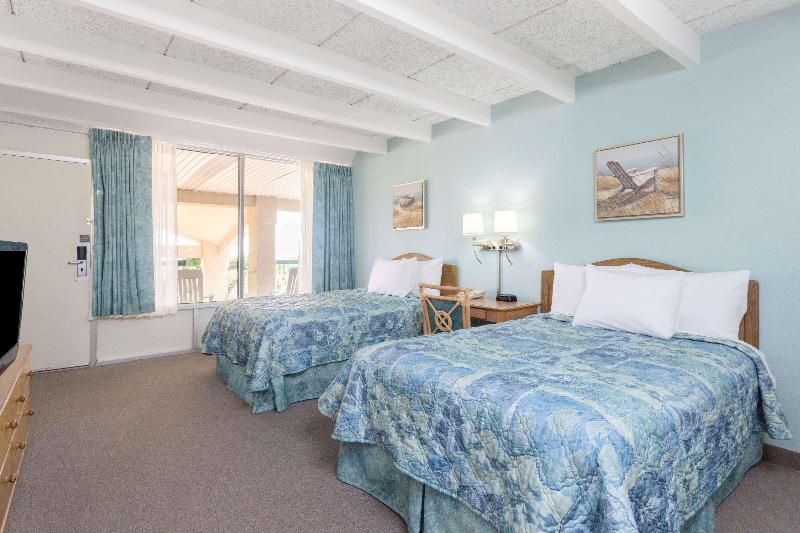 Days Inn & Suites by Wyndham Jekyll Island image