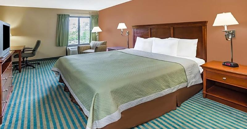 Days Inn by Wyndham Westminster image