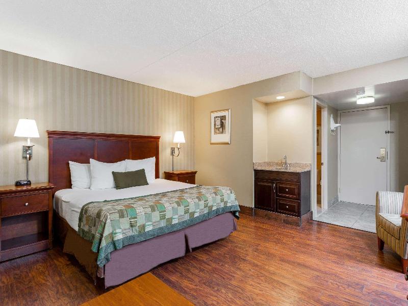 Days Inn by Wyndham Westminster image
