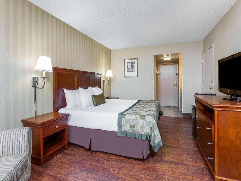 Days Inn by Wyndham Westminster image