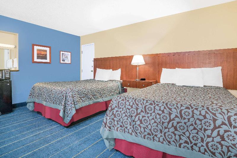 Days Inn by Wyndham Alexandria MN