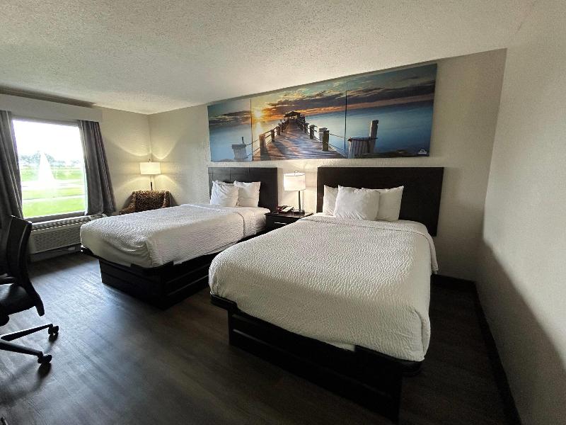 Days Inn by Wyndham Savannah Airport image