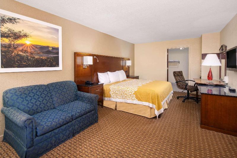 Days Inn By Wyndham Thomaston image