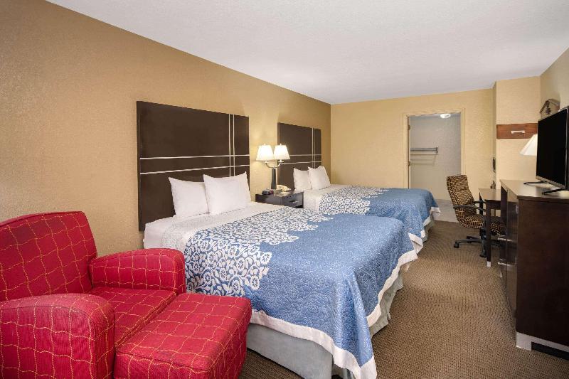 Days Inn By Wyndham Thomaston image