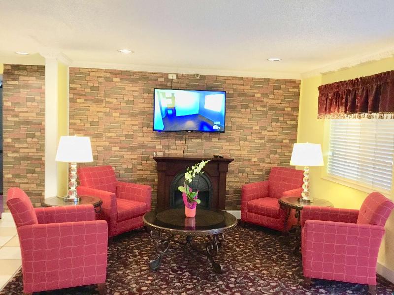 Days Inn By Wyndham Lake Village image