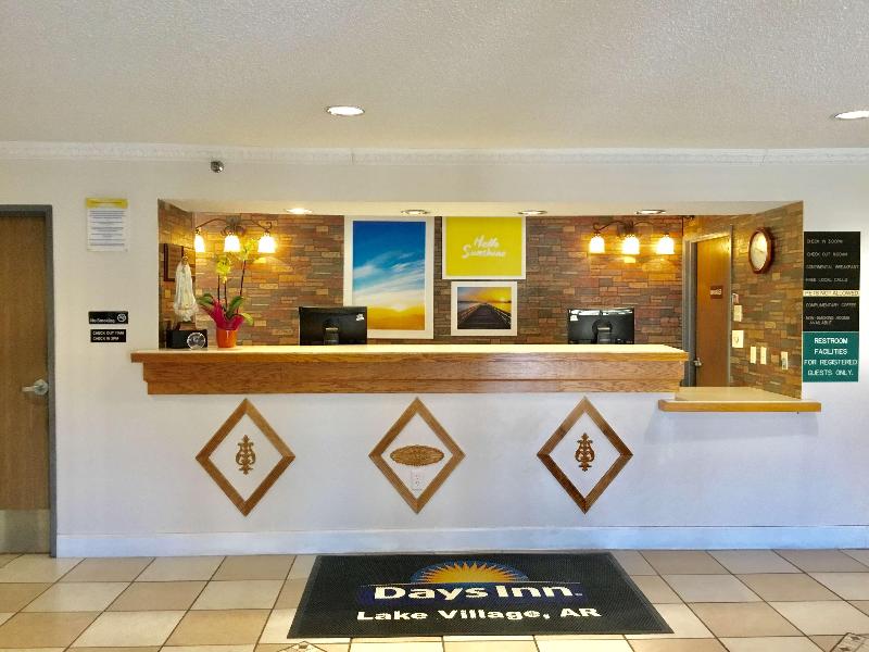 Days Inn By Wyndham Lake Village image