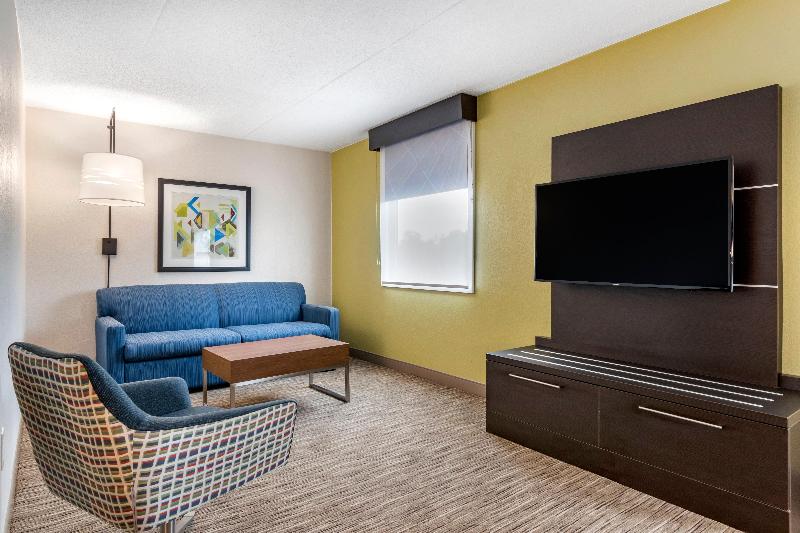 Holiday Inn Express Jonestown - Ft. Indiantown Gap photo 23