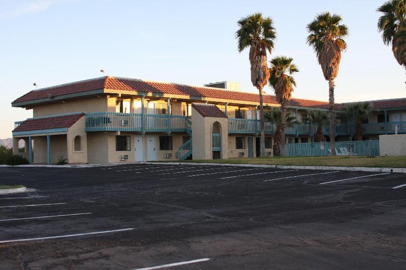 Days Inn & Suites by Wyndham Needles image