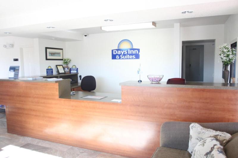 Days Inn & Suites by Wyndham Needles image