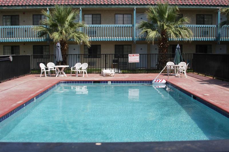 Days Inn & Suites by Wyndham Needles image
