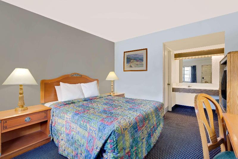 Days Inn & Suites by Wyndham Needles image