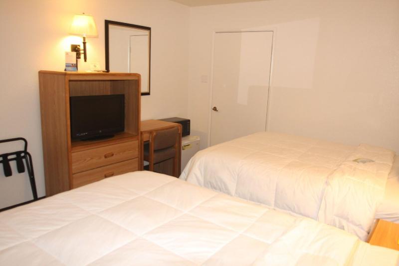 Days Inn & Suites by Wyndham Needles image