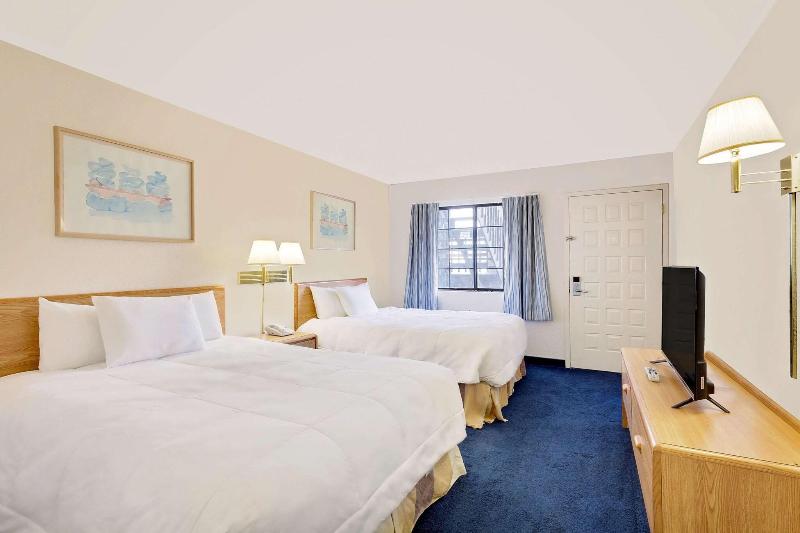 Days Inn & Suites by Wyndham Needles image