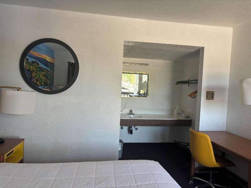 Days Inn & Suites by Wyndham Needles image