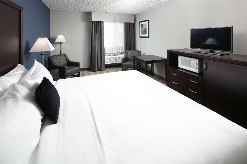 Red Lion Inn Suites Sequim — photo 55