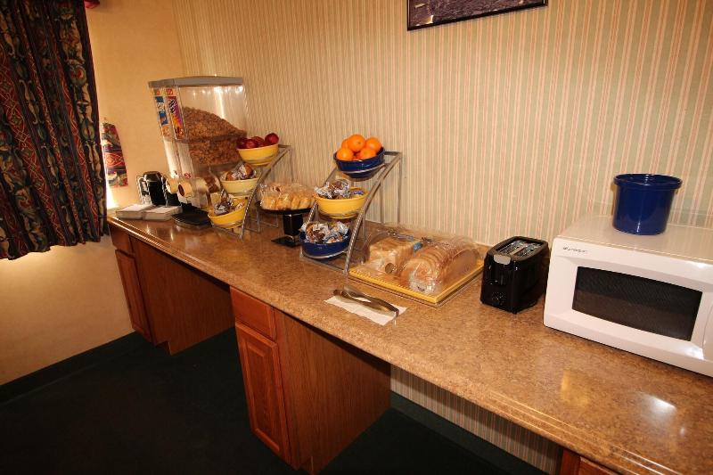 Days Inn By Wyndham Safford Az image